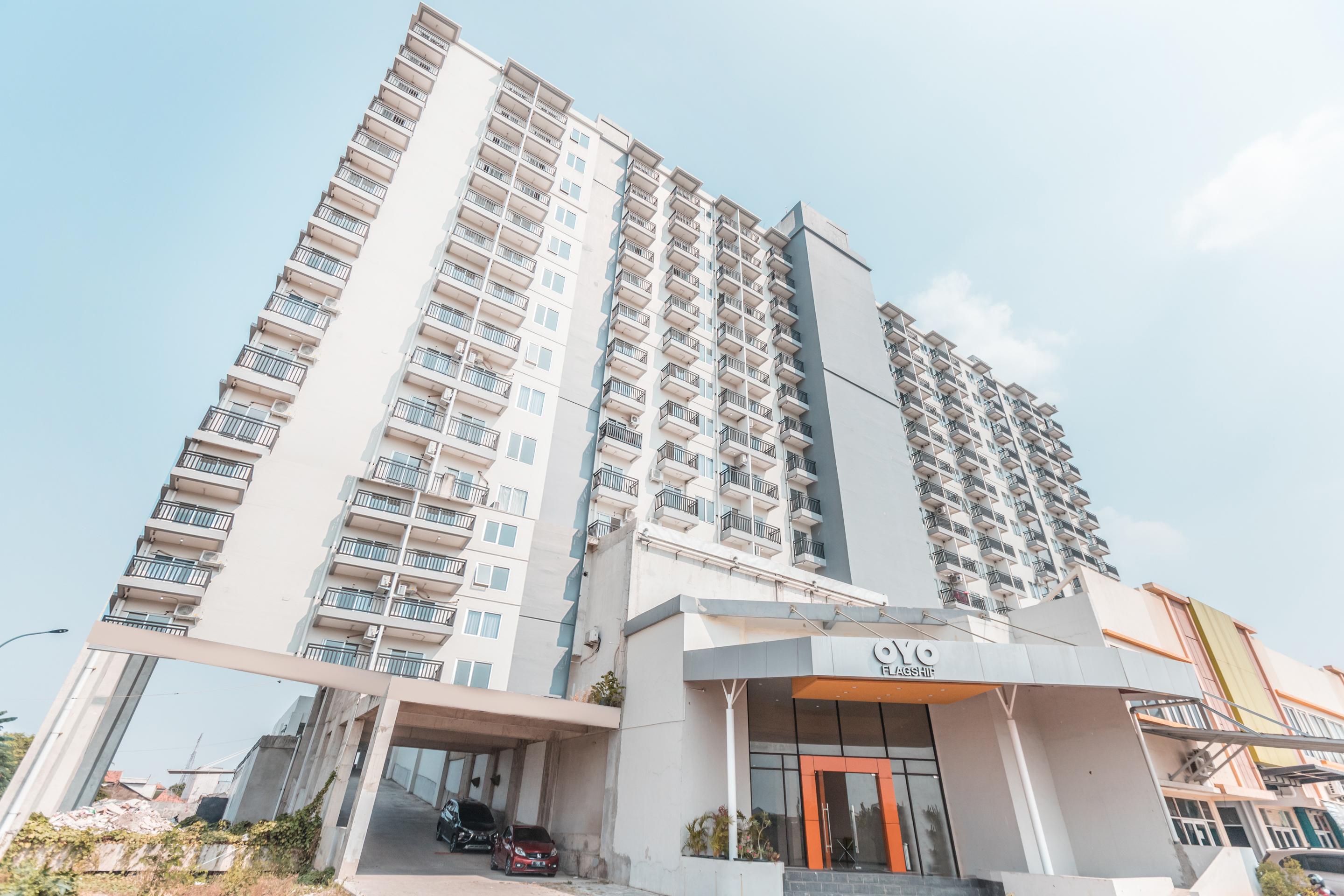 Oyo Flagship 766 Prima Orchard Hotel Bekasi Exterior photo