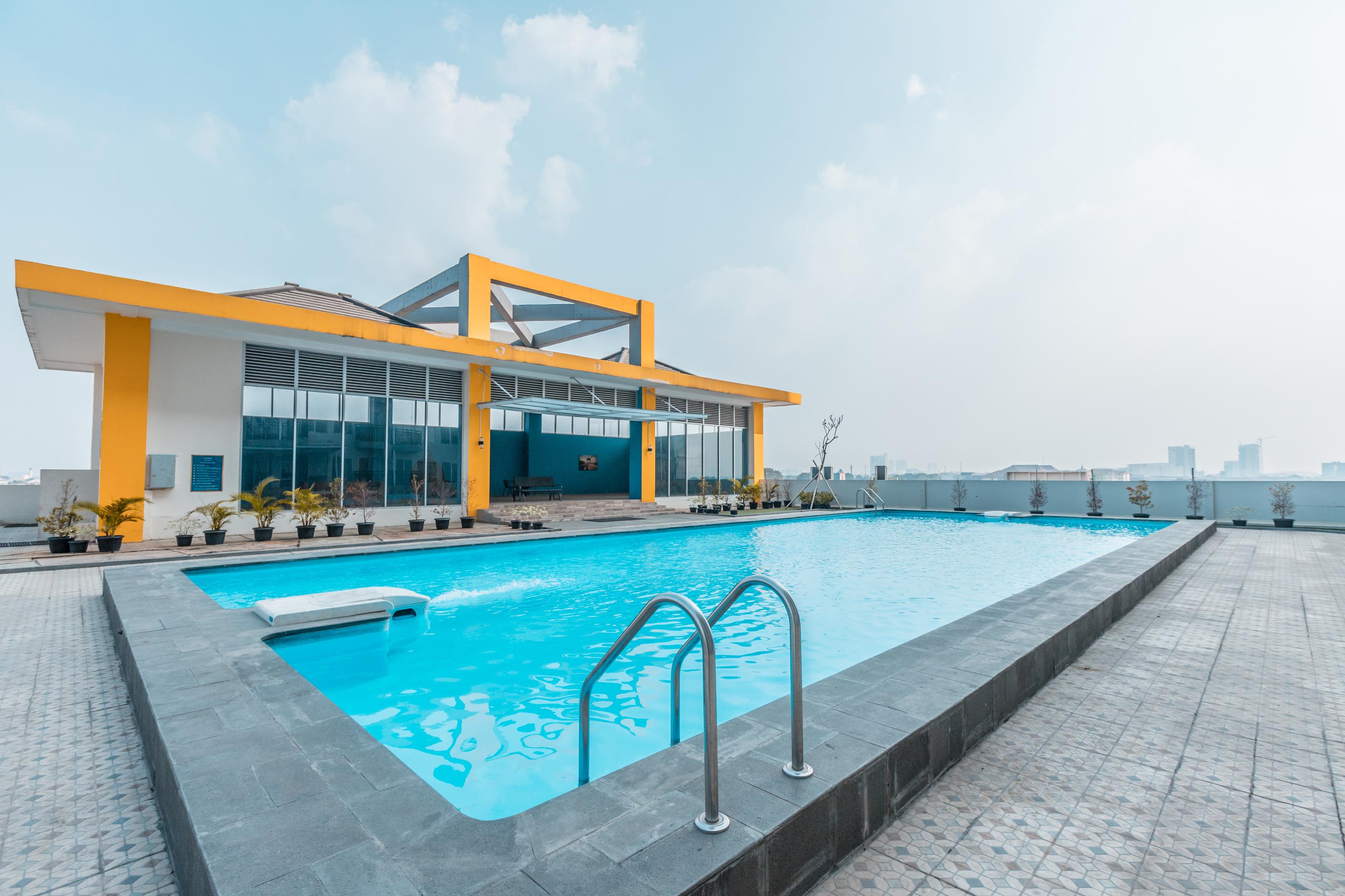 Oyo Flagship 766 Prima Orchard Hotel Bekasi Exterior photo